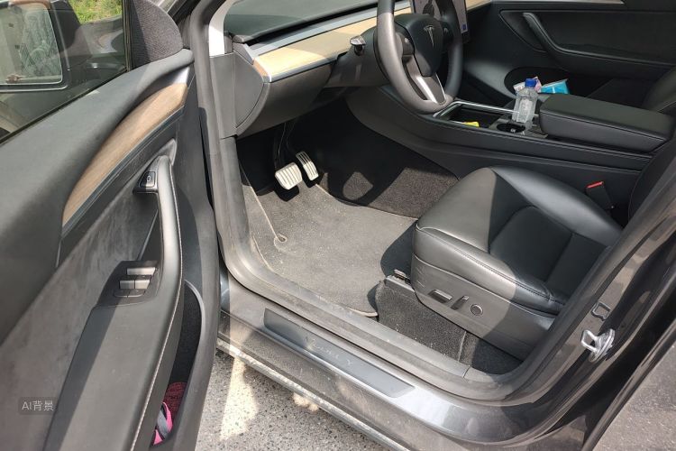 Tesla Model Y 2021 #18 Tesla Model Y 2021 car image #18