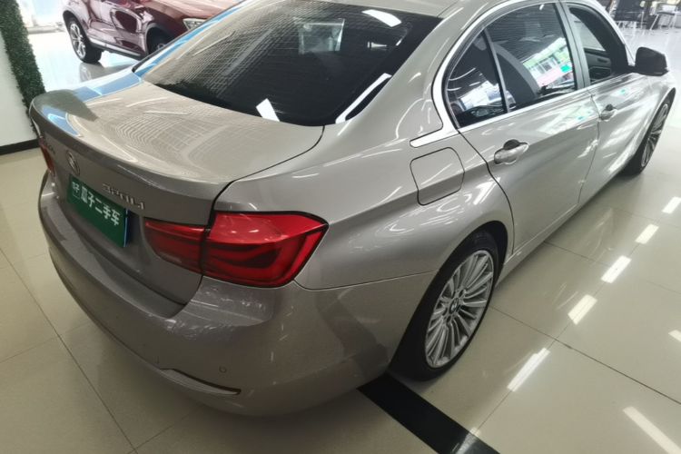 BMW 3 Series 2017 #7 BMW 3 Series 2017 car image #7