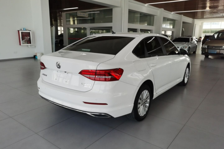 Volkswagen Lavida 2020 #5 Volkswagen Lavida 2020 car image #5