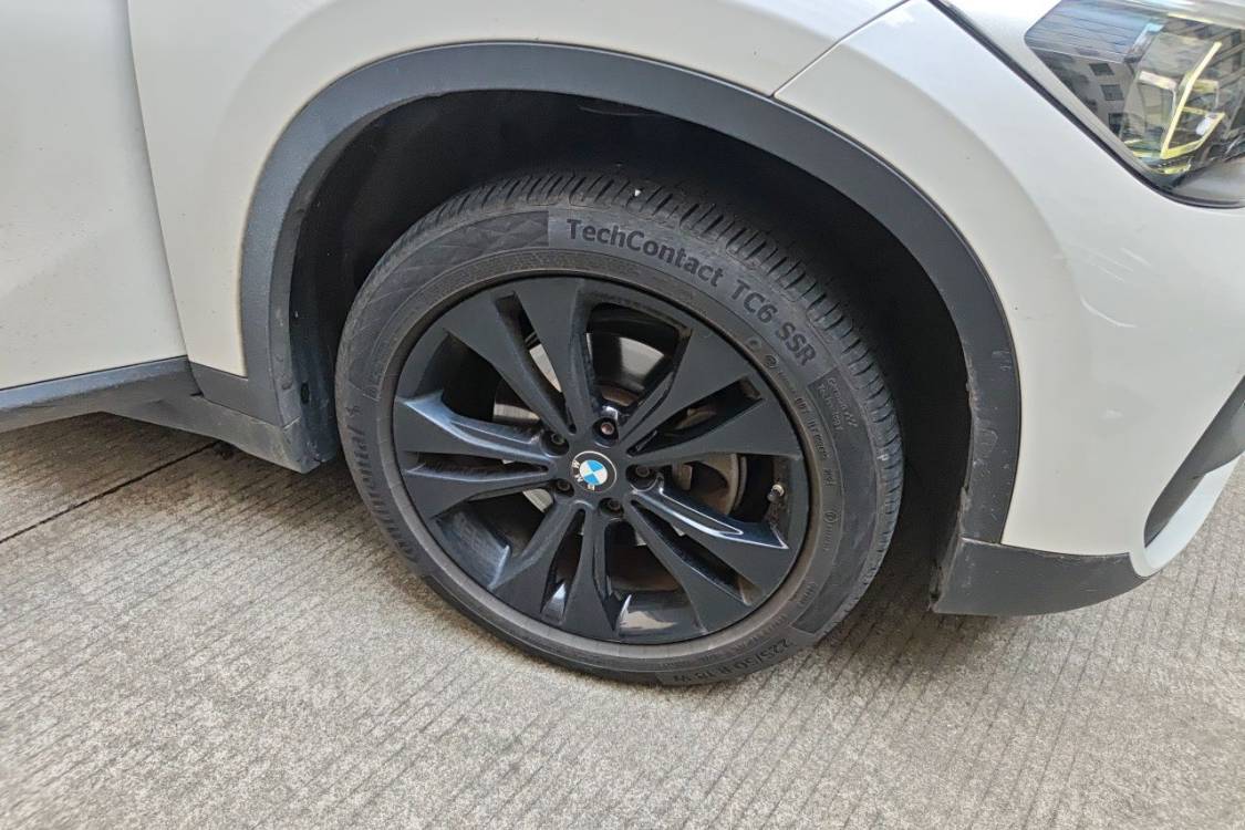 BMW X1 2020 car image #9
