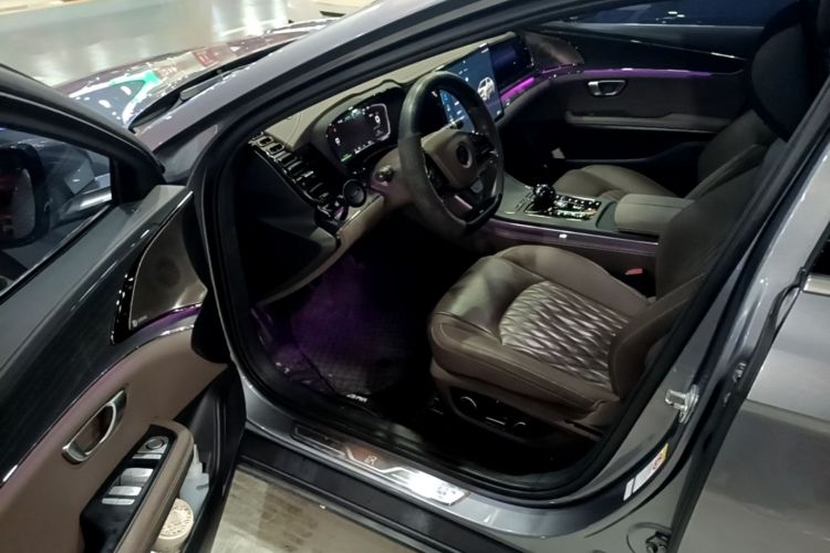 BYD Han 2021 car image #16