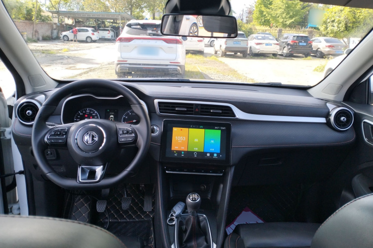 MG ZS 2020 car image #10