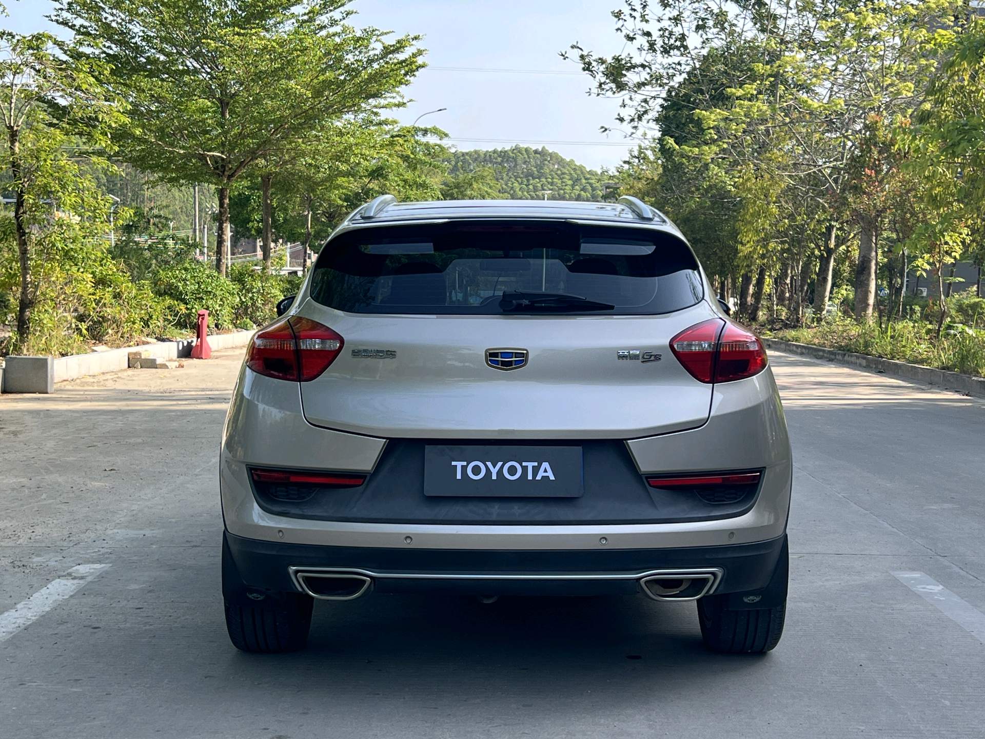 GEELY Emgrand GS 2018 car image #5