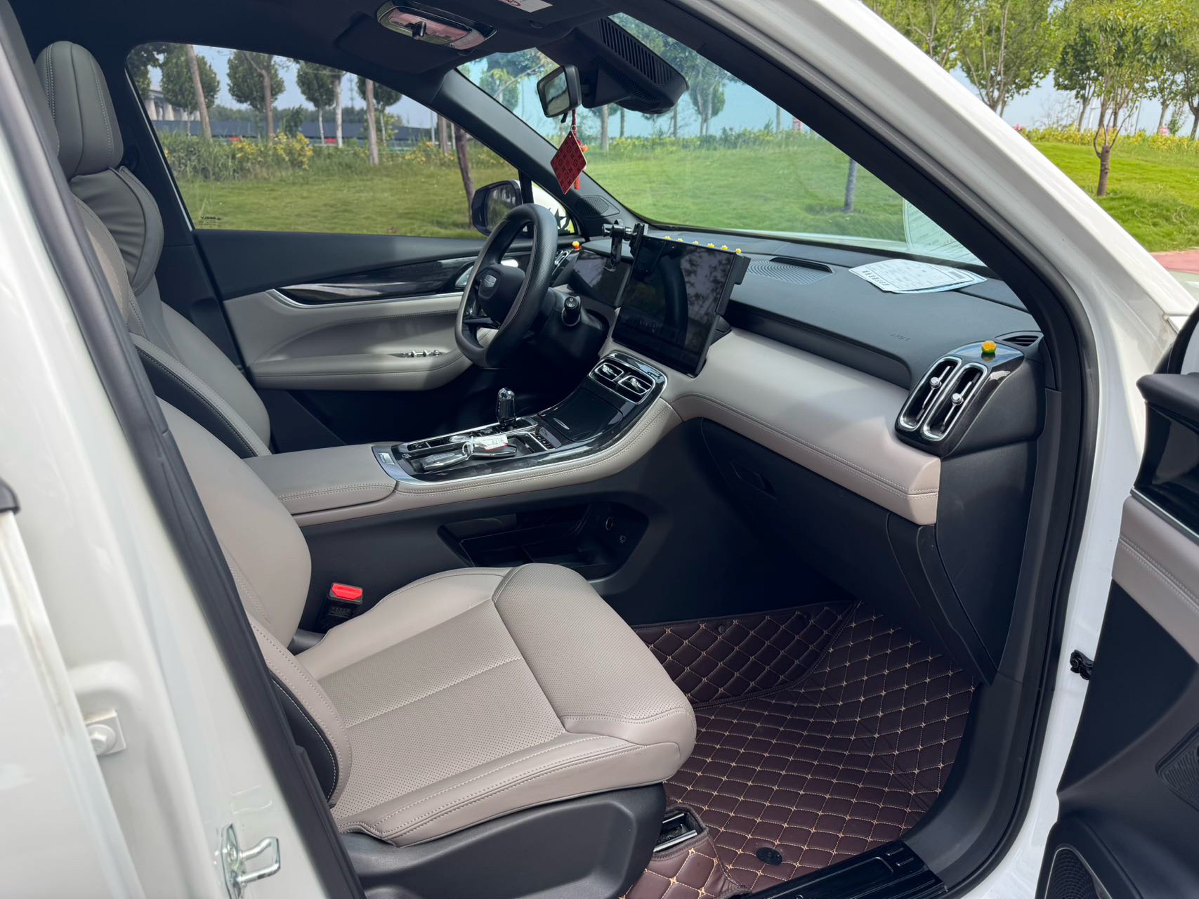 GEELY Boyue L 2025 #13 GEELY Boyue L 2025 изображение автомобиля #13