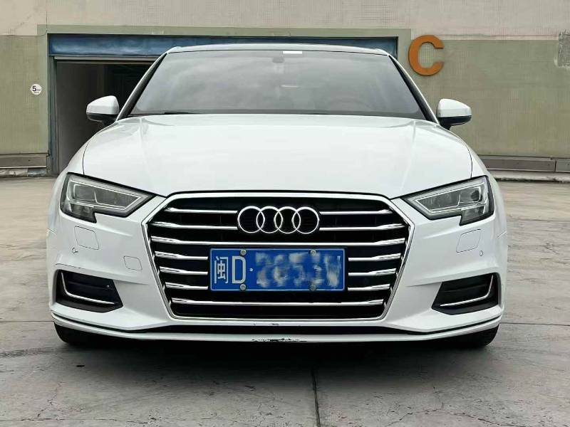 Audi A3 2017 car image #2