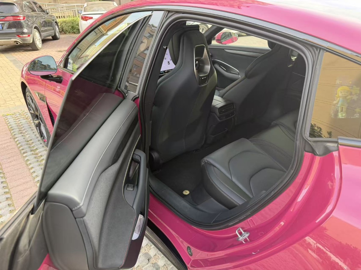 MI SU7 2025 car image #5