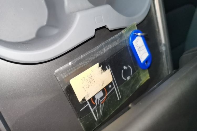 Tesla Model Y 2024 car image #9
