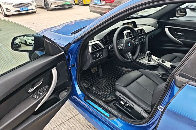 BMW 3 Series GT 2017 imagen de coche #16