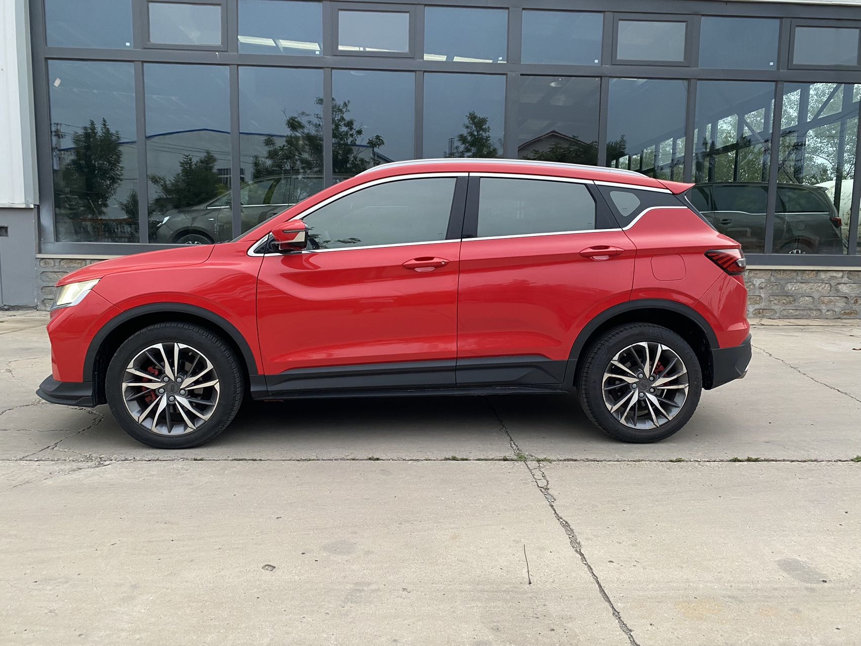 GEELY Coolray 2019 imagem de carro #3