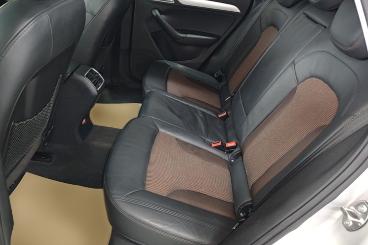 Audi Q3 2017 #17 Audi Q3 2017 car image #17