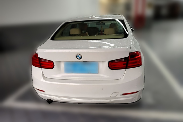 BMW 3 Series 2015 #6 BMW 3 Series 2015 car image #6