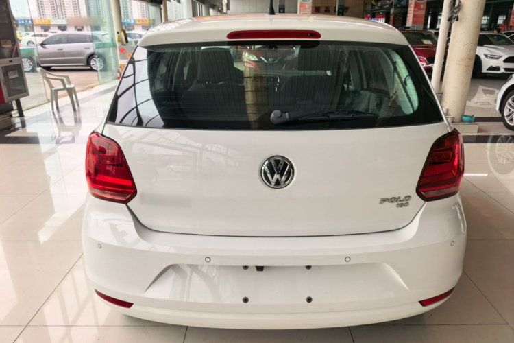 Volkswagen Polo 2019 car image #6