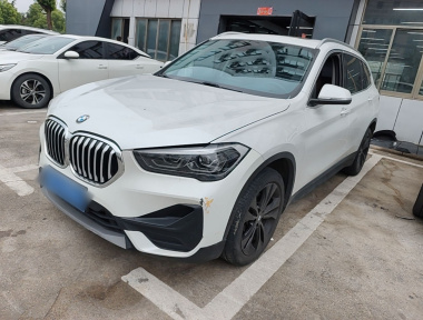 BMW X1 2022 BMW X1 2022 car image