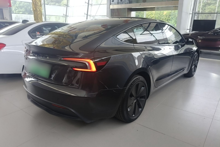 Tesla Model 3 2024 #7 Tesla Model 3 2024 image de voiture #7
