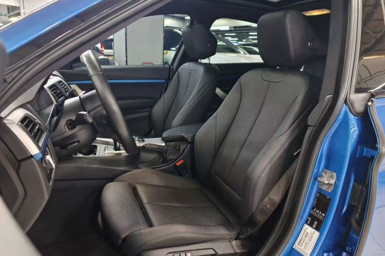 BMW 3 Series GT 2017 car image #15