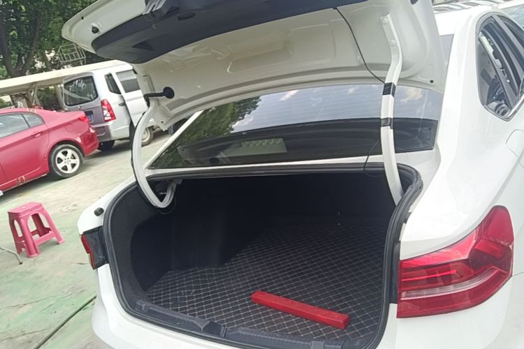 Volkswagen Lavida 2020 صورة سيارة #21