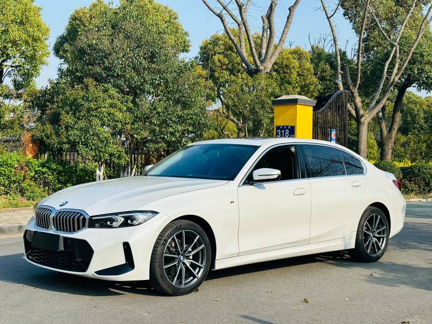 BMW 3 Series 2023 BMW 3 Series 2023 car image