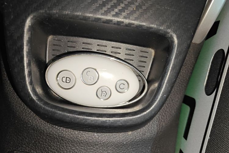 BYD Yuan New Energy 2019 #9 BYD Yuan New Energy 2019 car image #9