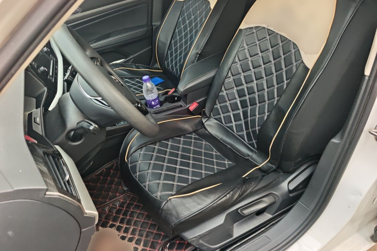 Volkswagen Lavida 2020 car image #15