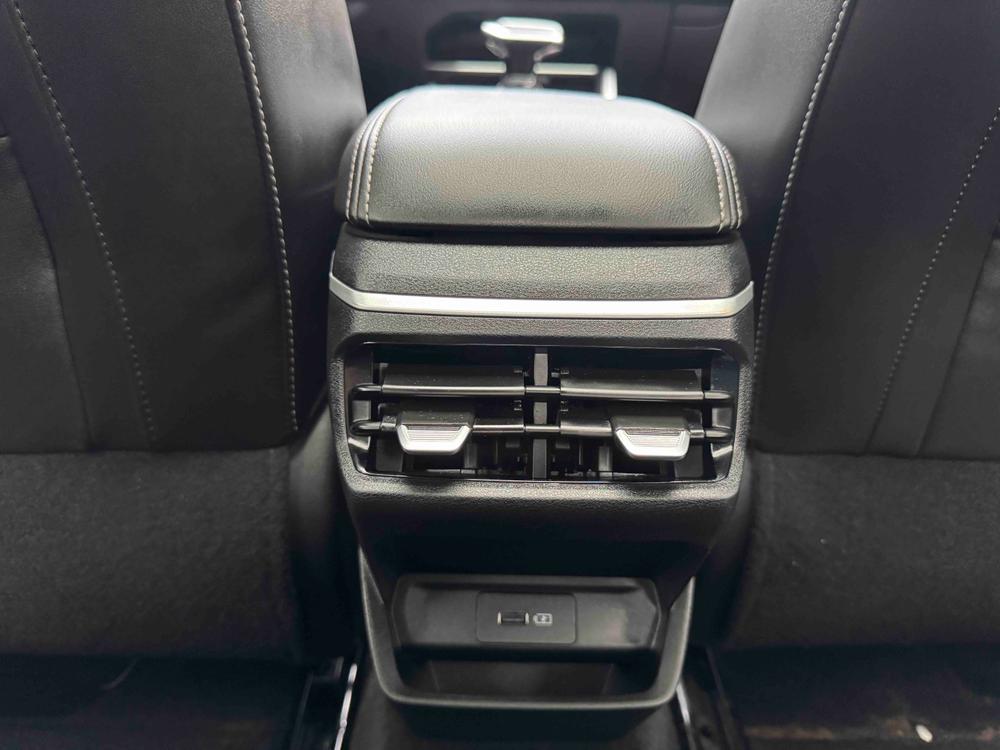 GEELY Emgrand 2022 #14 GEELY Emgrand 2022 car image #14