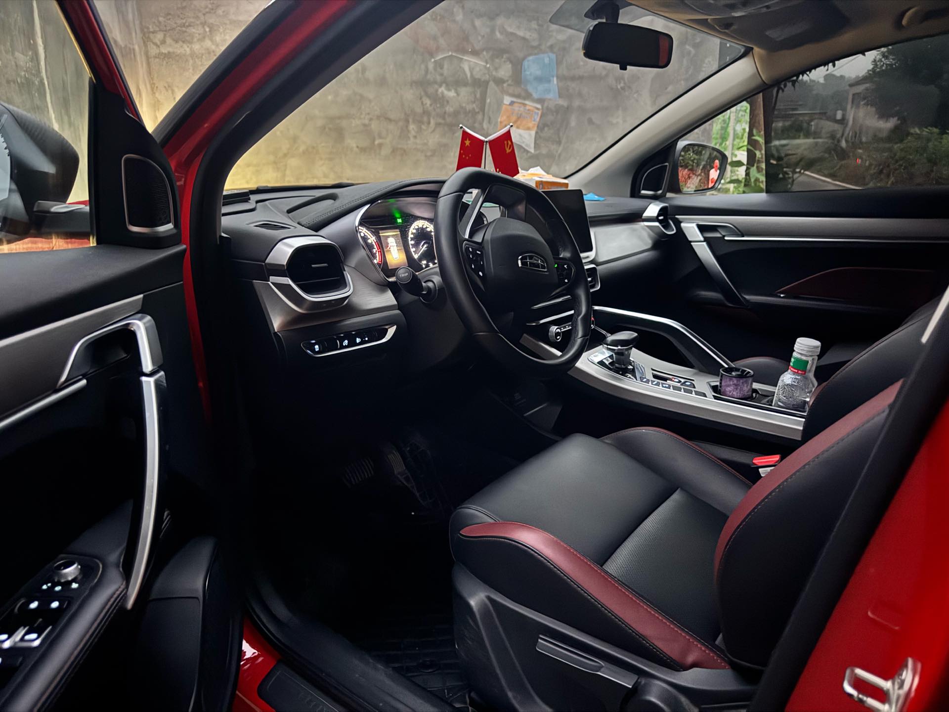 GEELY Coolray 2022 #2 GEELY Coolray 2022 car image #2