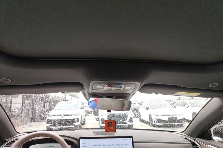 BYD Han 2024 car image #20