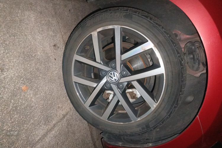 Volkswagen Golf 2020 car image #9