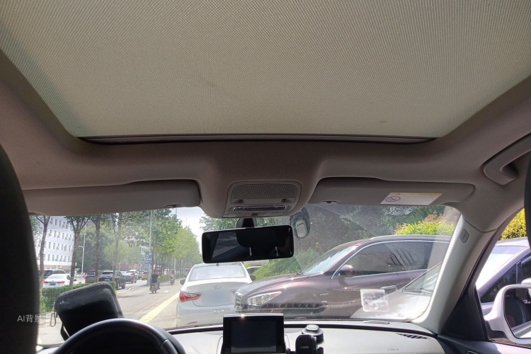 Audi Q3 2017 immagine di auto #20