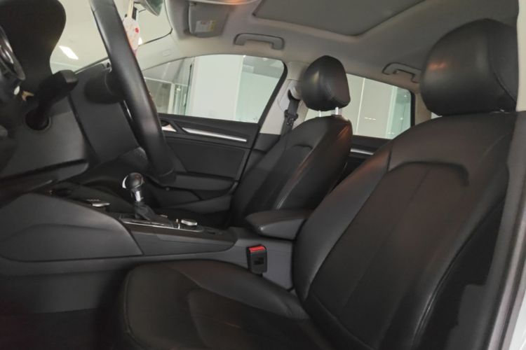 Audi A3 2016 immagine di auto #15