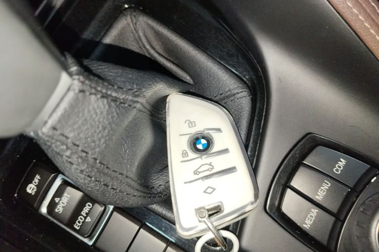 BMW X1 2018 #9 BMW X1 2018 car image #9