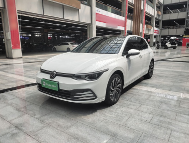 Volkswagen Golf 2022 car image 