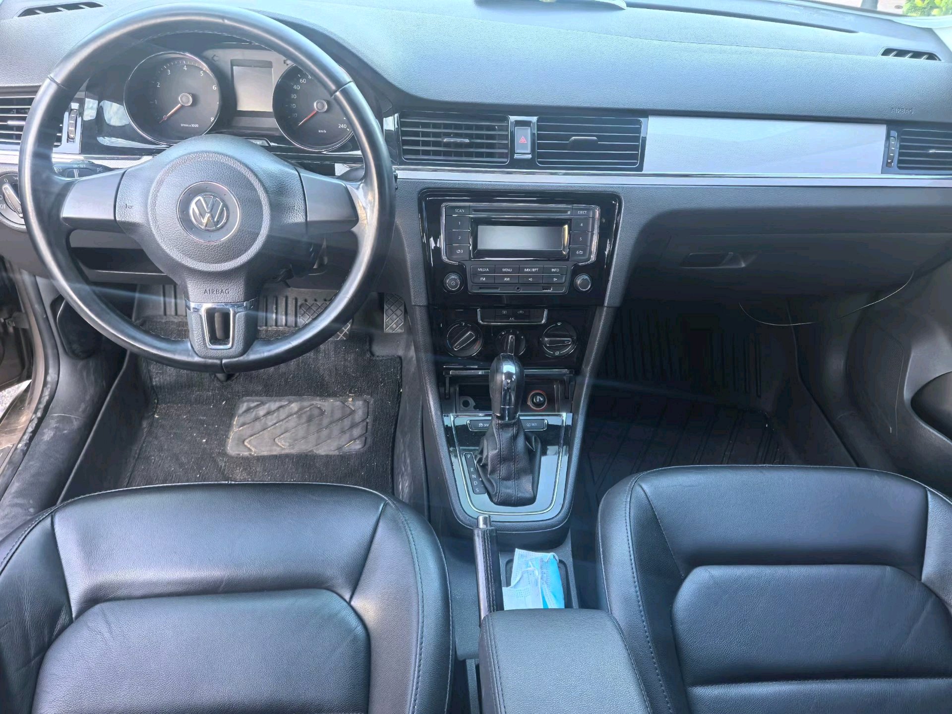 Volkswagen Bora 2014 car image #5
