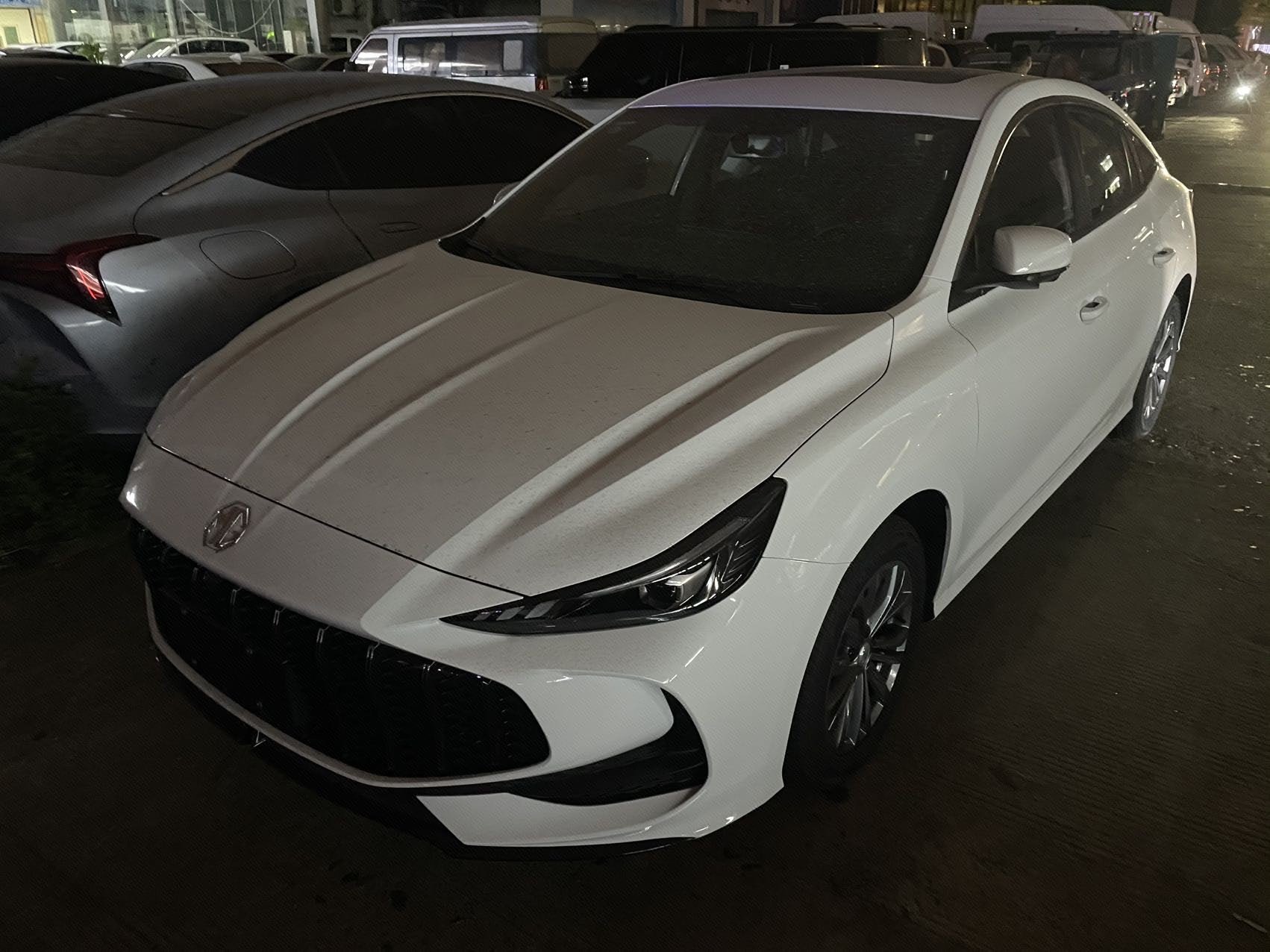 MG 5 2026 MG 5 2026 immagine di auto