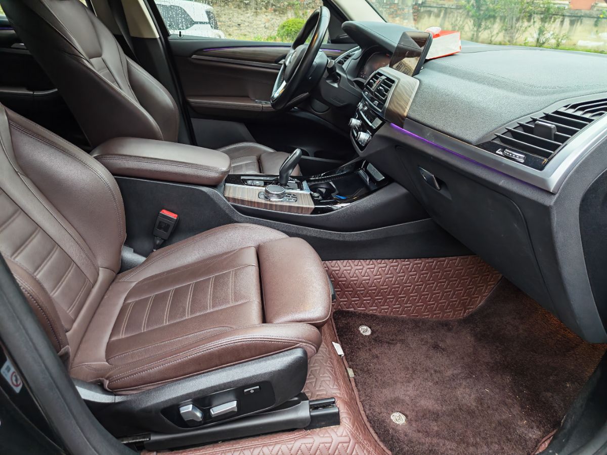 BMW X3 2020 car image #10
