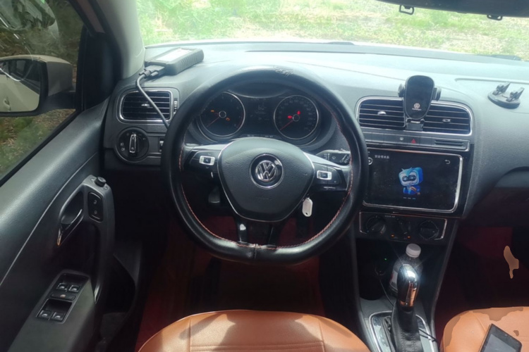 Volkswagen Polo 2018 #12 Volkswagen Polo 2018 car image #12
