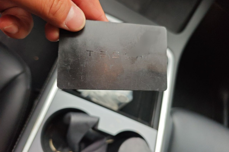 Tesla Model Y 2021 #11 Tesla Model Y 2021 car image #11