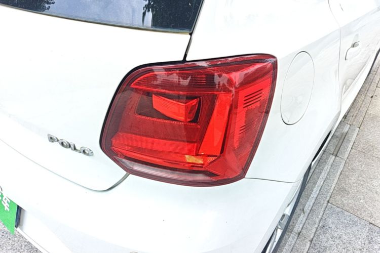 Volkswagen Polo 2015 #8 Volkswagen Polo 2015 car image #8