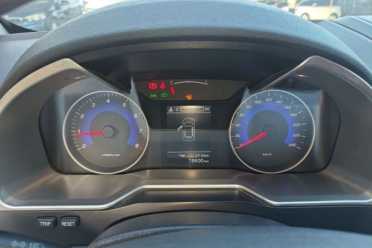 GEELY Emgrand 2016 car image #12