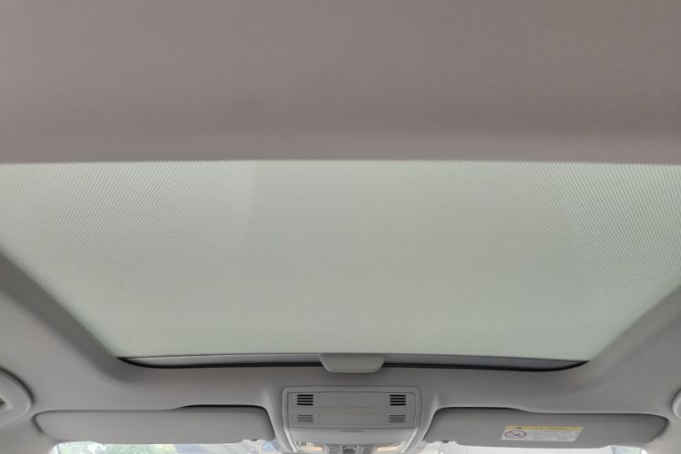 Volkswagen Golf 2017 car image #20