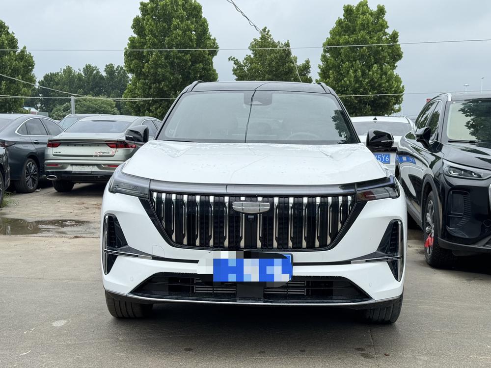 GEELY Boyue L 2025 car image #2