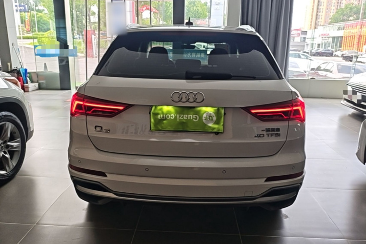 Audi Q3 2019 #6 Audi Q3 2019 car image #6