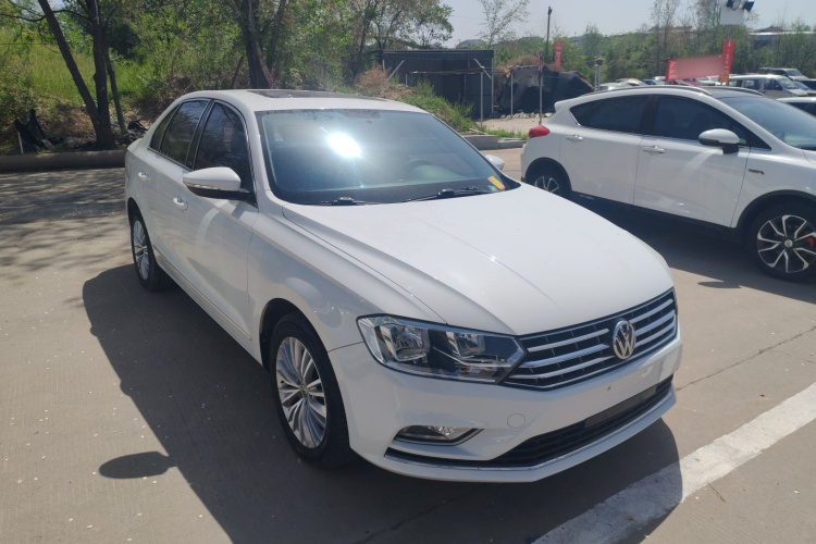 Volkswagen Bora 2017 car image #4