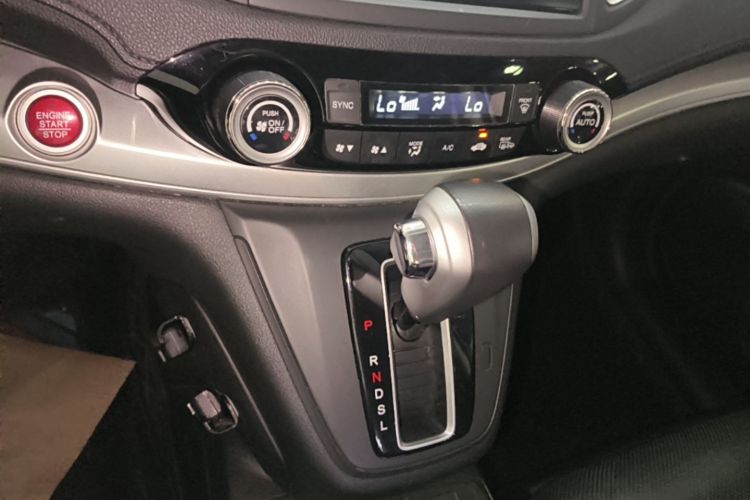 Honda CR-V 2017 #16 Honda CR-V 2017 car image #16