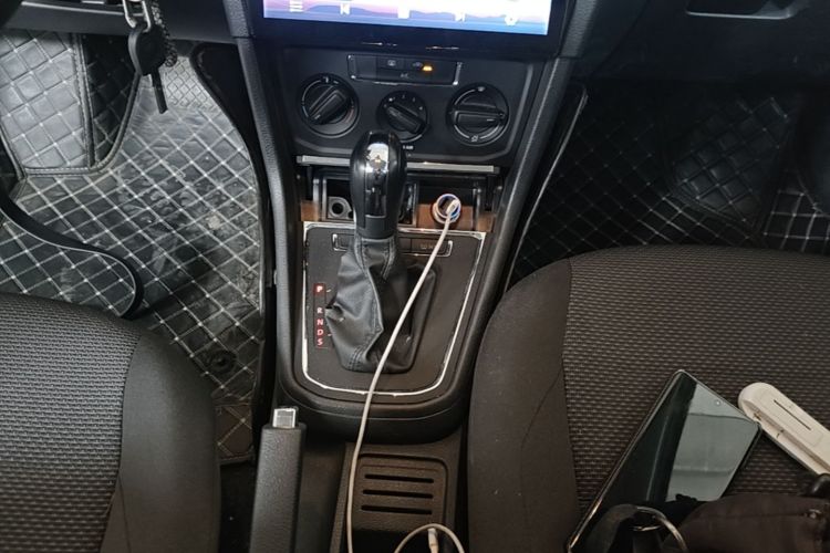 Volkswagen Bora 2020 car image #14
