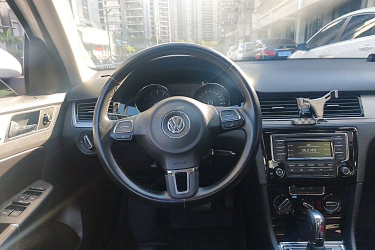 Volkswagen Bora 2015 #11 Volkswagen Bora 2015 image de voiture #11