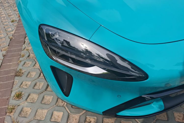 MI SU7 2024 car image #8