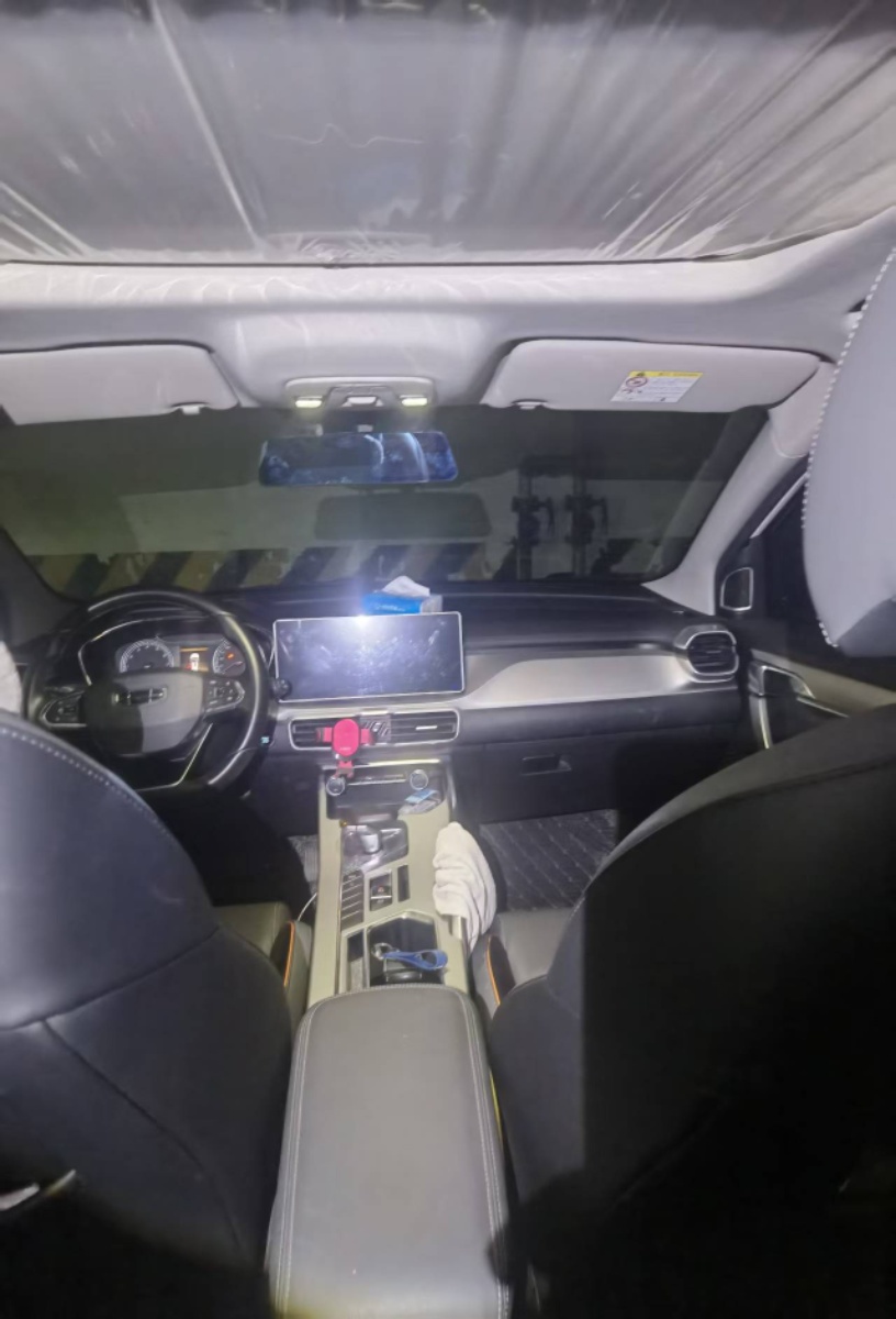 GEELY Coolray 2024 #4 GEELY Coolray 2024 car image #4