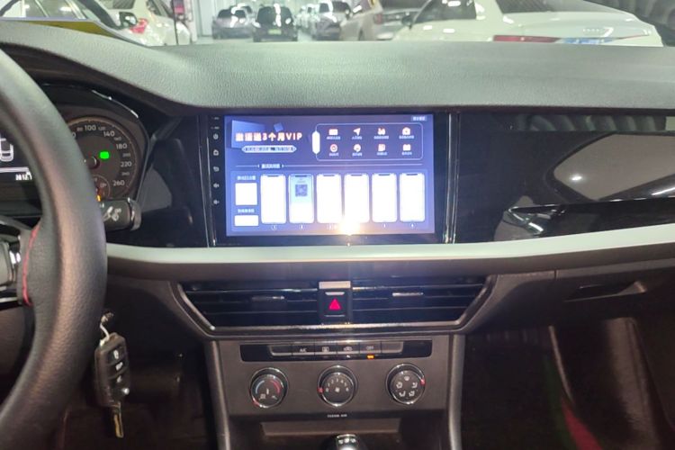 Volkswagen Lavida 2019 car image #13