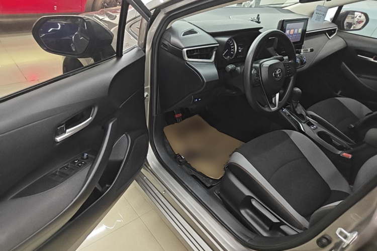 Toyota Corolla 2023 car image #16