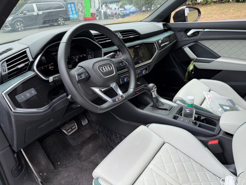 Audi Q3 Sportback 2023 car image #3